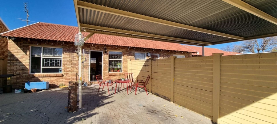 2 Bedroom Property for Sale in Hospitaalpark Free State